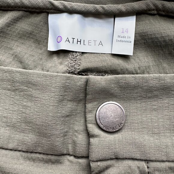 Athleta Cargo Shorts - Size 14 - army green - Picture 3 of 6